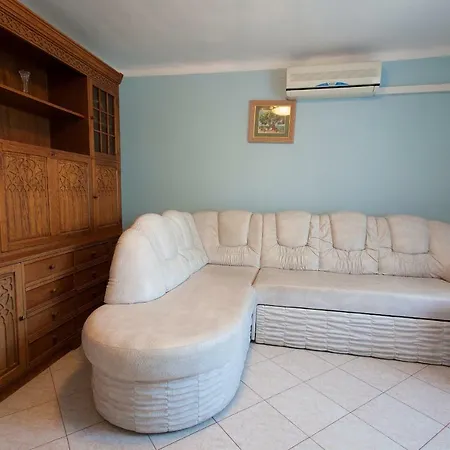 Apartament House Pelcic *