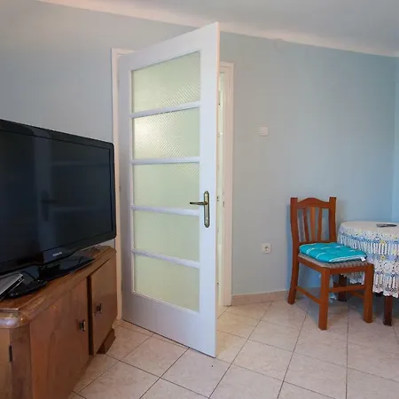 House Pelcic Апартаменты *