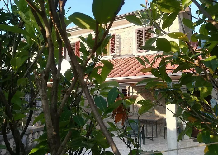 Apartament House Pelcic *